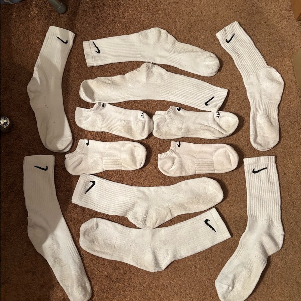 Nike Men's White Crew and Ankle Socks Set